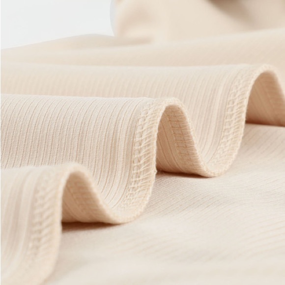 *Last One* Plus Size Cream Ribbed Top w/ Leopard Print Balloon Sleeves, 2X - Picture 12 of 14